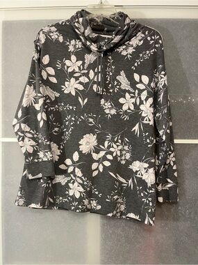 Cowl Neck Floral Pullover Sweatshirt - Grey & White